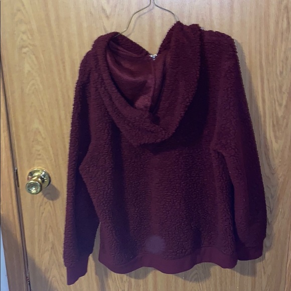 Sherpa Jacket - Picture 2 of 3